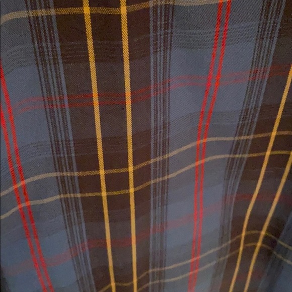 Button down - Picture 3 of 3